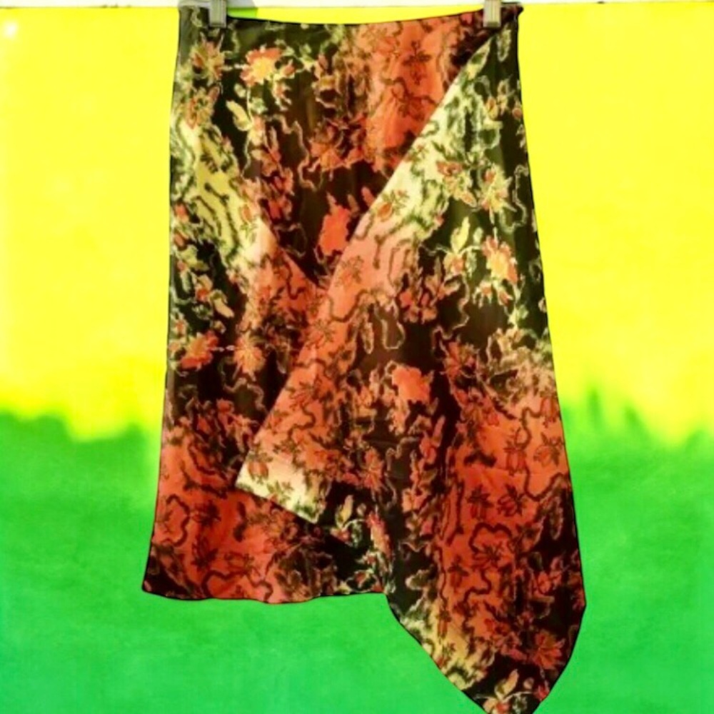 MAG by Magaschoni 100% Silk Floral Asymmetric Midi Skirt Size 4 Side Zip Lined